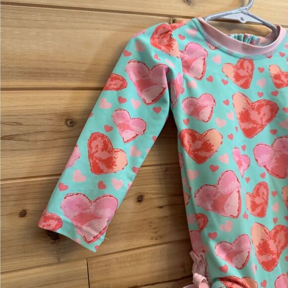 Ruffle Butts Size 12-18 Months Hearts Long Sleeve Rash Guard One Piece Swimsuit - Picture 6 of 8